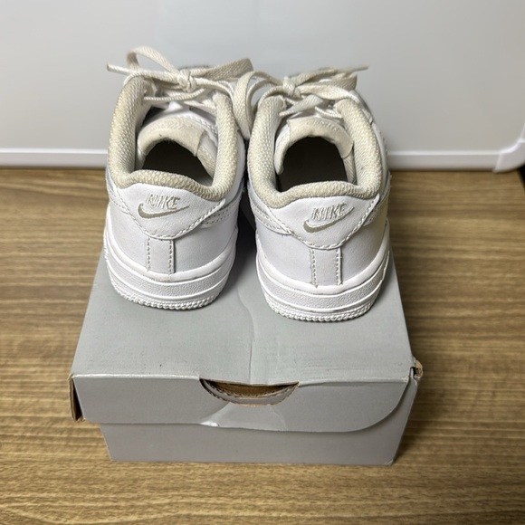 Air Forces size 7C - Picture 3 of 3